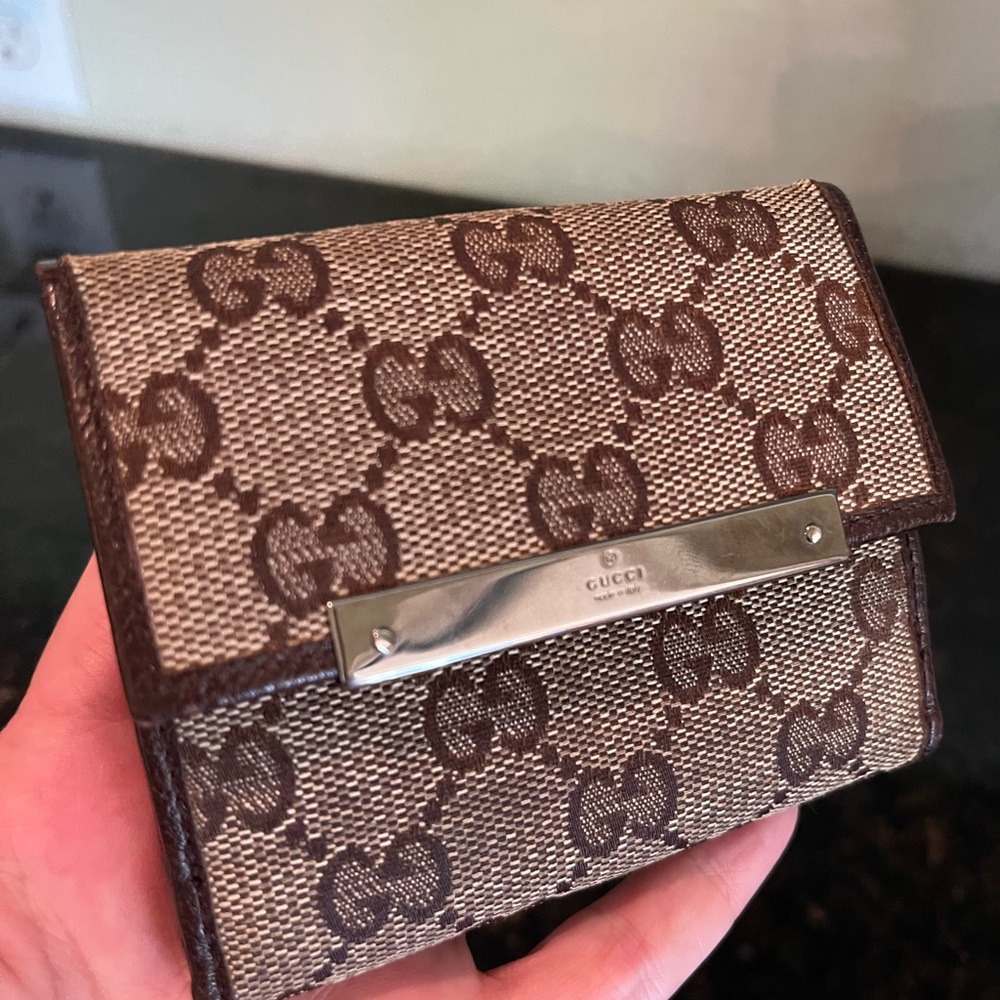 Gucci Signature Wallet - Picture 12 of 13